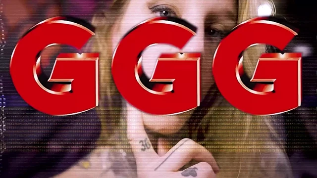 Татуированные возбужденные женщины с маленькими сиськами трахаются хорошо снова и показывают мужчине, что он хочет