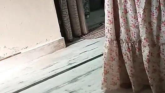 Sekretne chwile z pokojówką z pełnym romansem z pięknym telugu głosem