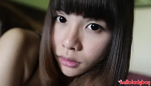 Minik Taylandlı göt parçası sikiliyor