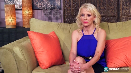 Cammille'in göt deliği için büyük zenci yarağı