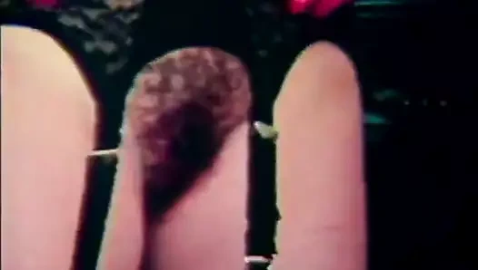 Seksi kadın iç çamaşırı kadın berbat ve sikikleri (1970'lerin vintage)