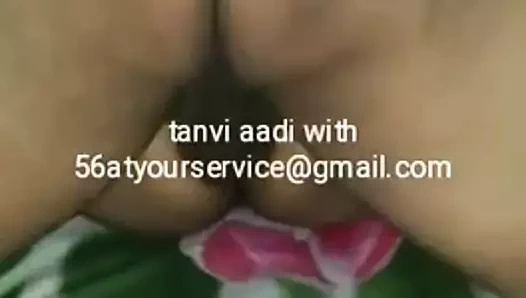 Ben herhangi bir çift veya bekar kuzey Hindistan'dan gerçek bekar bir erkeğim