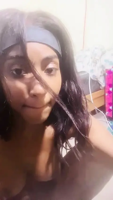 Seksi kız seni bekliyor