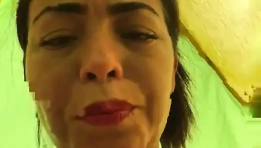 İyi bir anal sikiş için ölüyorum