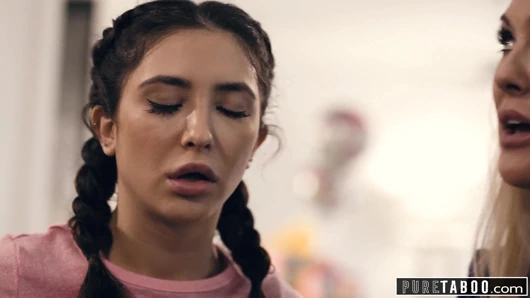 Saf Tabu - Sapık Ebeveynler, Gencin Değiştirildiğini Ortaya Koyuyor