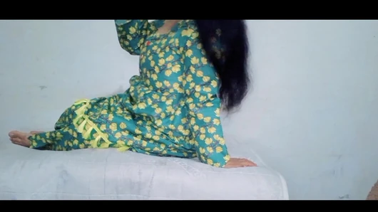 Karachi girl pindi boy from pakistan guest room anal sex with girl friends