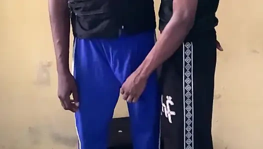 Yeni adamımı sikiyorum