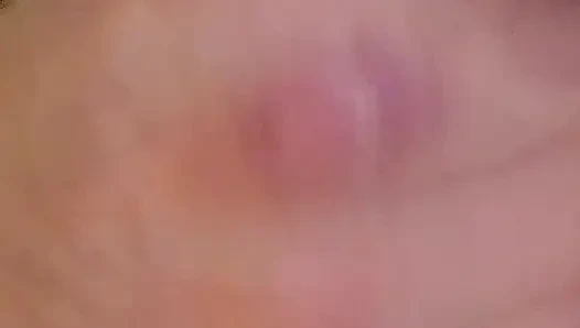 Oyuncaklarımla mastürbasyon yapıyor