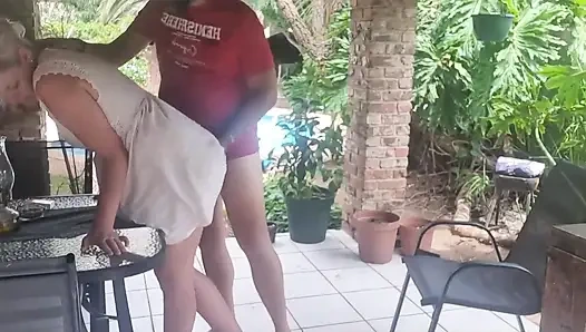 Pssygalore69 üvey kayınbiraderi tarafından arkadan sikiliyor
