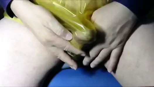 lastik pantolon bir çift küçük horoz boşalmak