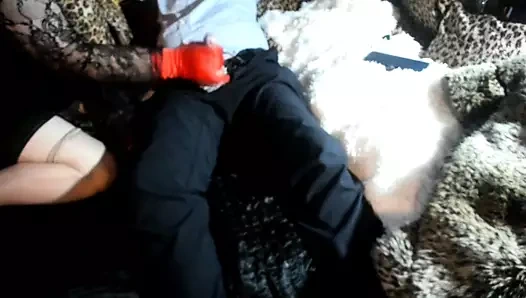 metresi emme büyük horoz