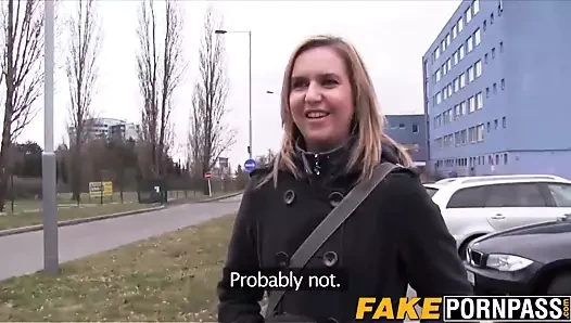 Sıcak sarışın lina becerdin sert için nakit