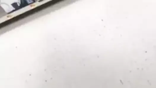 Orta yaşlı seksi kadının götü