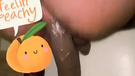 Brown bubble butt taking 17 inch dildo like a pro