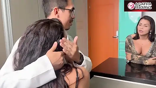 Agatha Mama, Arkadaşım Luiza Ambiel De Fogo - Komşu Doktor Her Şeyiyle Onu Siktirdi!