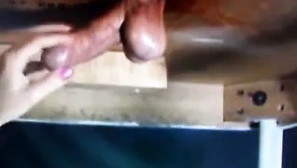 Gloryhole'da handjob! amatör!