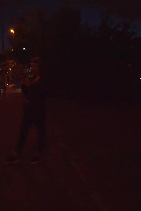 Public Agent - tombul kızıl saçlı Katarina Rina büyük yarağı emiyor ve biniyor