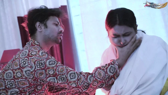 Младший сводный брат мужа хардкорно трахается после нахождения одинокой вдовы - фильм целиком