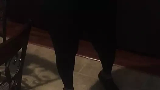 Büyük meme arkadaşım gömleğini değiştiriyor