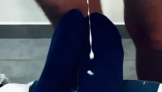 Mavi ve beyaz kat kat çoraplarım tüm dikkatleri çekiyor