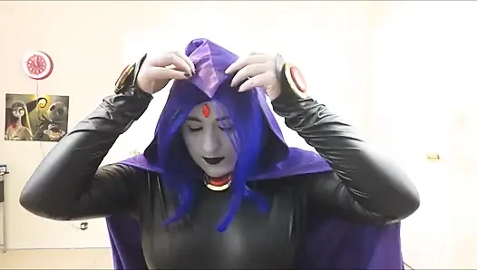 Raven sulu bir yarağı emiyor