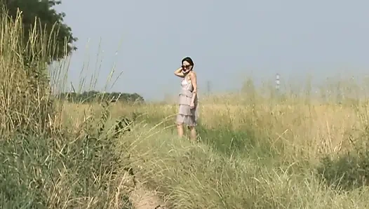 İlk tanıştığı kişiyi boşaltıyor