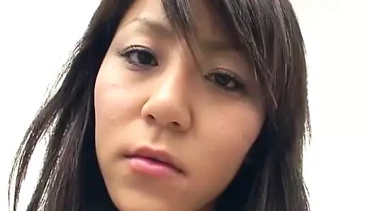 Daha önce hiç olmadığı kadar boşalmana yardım etmek için burada