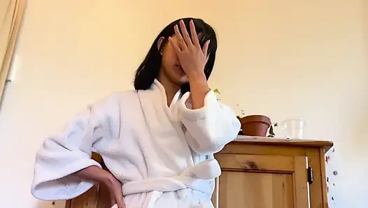 Asyalı üvey kız kardeşe sapıklık