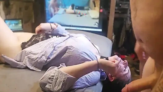 Delilah üçlü grup seks