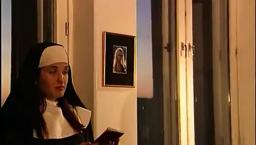 Siyah damızlık kıllı amcık becermeyi seviyor! (tam film)