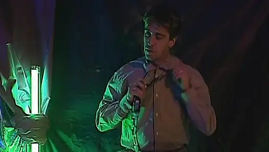 Mega ateşli Alman sürtükler anal grup seks festivalinin tadını çıkarıyor