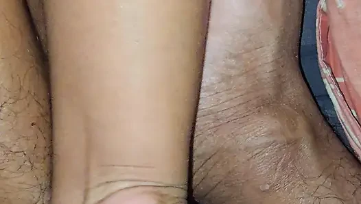 Ev yapımı anal üvey babam götümü sikini sokmaya hazırlıyor