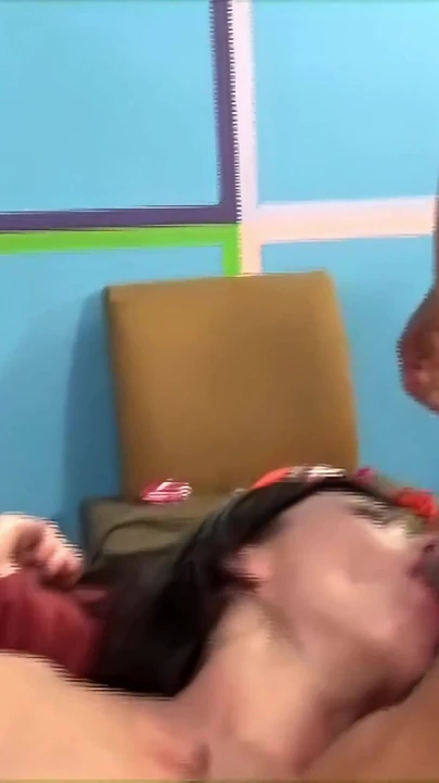 Bir hayranını sik - archer anneler gününde dört harika götlü porno yıldızıyla seks kazandı!