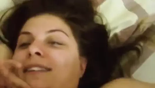 Capiati ve bebek xxx açık havada anal dölleme yapıyor