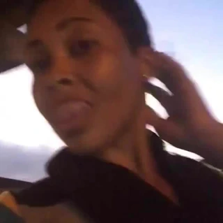 Freaky milf dans içinde the sokak