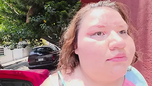 Yüzümde bolca kalın dölle döl yürüyüşü yapmak, bir sürü insanın beni izlediği şehirde, her zaman istediğim şey