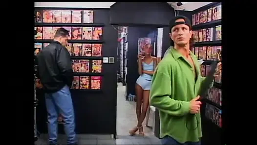 Çıplak kadın yanıyor vol.1 (tam film)