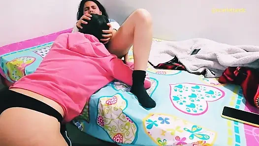 Sanırım erkek arkadaşımın küçük penisini değil vajinaları seviyorum