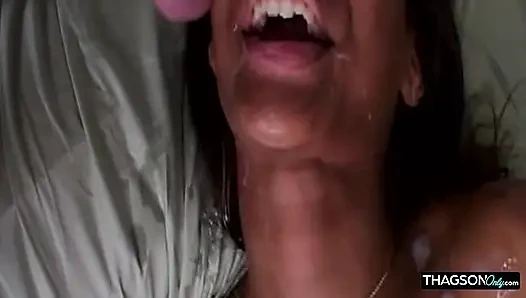 Kıllı zenci amcık genişçe damlıyor kalın döl boşalması