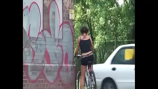 Çileğin Farklı Tadı