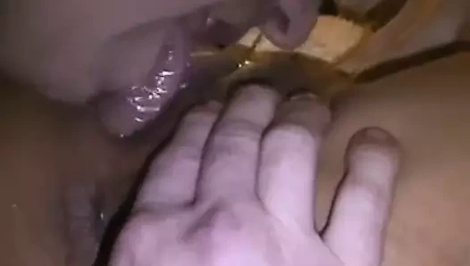 su çeşmesi kedi yalama