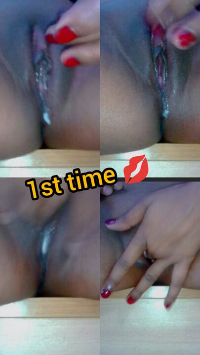 İlk kez amcığımı parmaklıyorum ve ilk kez orgazm oluyorum. Bu yüzden tam video erkekleri görün ve tadını çıkarın