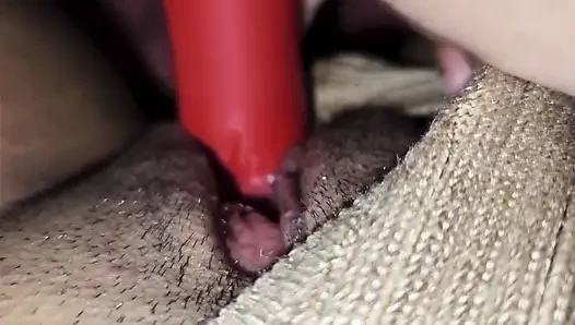 Powerful toy that eats, my pussy, it reached heaven and gives me an orgasm
