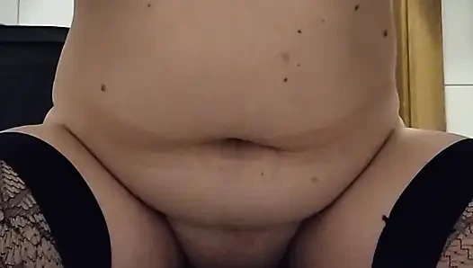 Vibratör ve dildo kullanarak orgazm kontrolü eğitimi, orgazmla doruğa çıktı