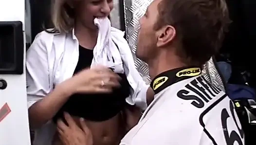 День в мокроссе превращается в хороший трах