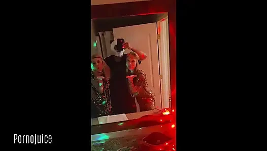 Seksi lezbiyen flappers xtrarenee ve dawn layla başrolde