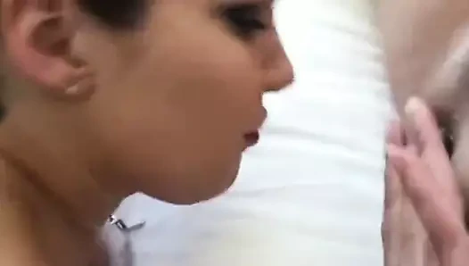 Oral seks ve sikme için orgazm busty amatör milf