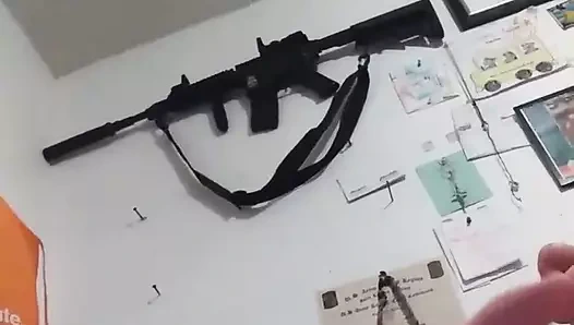 Büyük kırmızı ile kendini seven