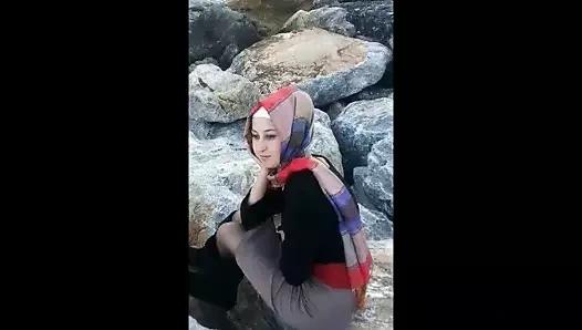 Türk-Arap-Asyalı tesettür karışık fotoğraf 27