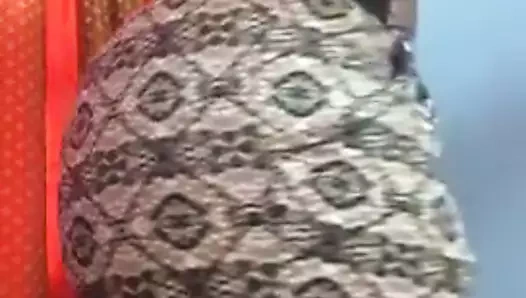 Küçük bel, şişman göt